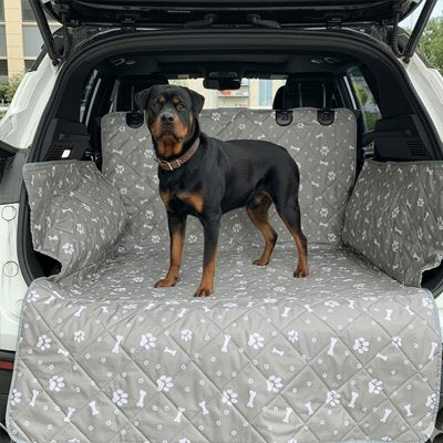 Housse de protection voiture pour chien imperméable antidérapante siège arrière – vue 2 -  Lune et Museau