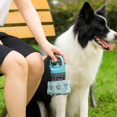 Ramasse-crotte chien pratique hygiénique promenade déjections canines sac biodégradable 5 – Lune et Museau